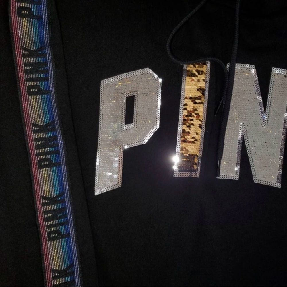 VS PINK RAINBOW BLING RARE OUTFIT
SET - Picture 3 of 7